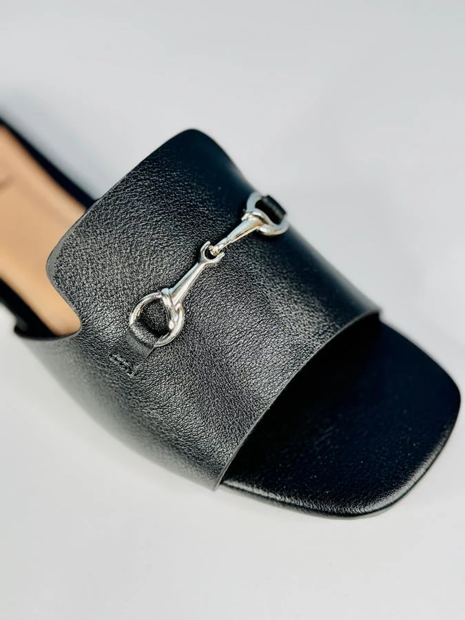 Bit Of A Breeze - Image 6